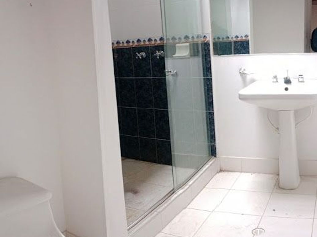 Casa de 3 alcobas en venta en Cedritos, Bogotá, 262 m² · foto 13 de 16