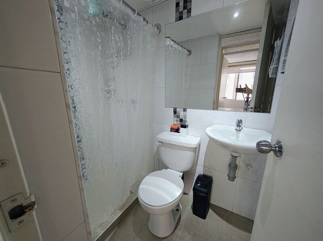 Apartamento de 3 alcobas en venta en Peñon Del Cortijo, Bogotá, 59 m² · foto 9 de 20