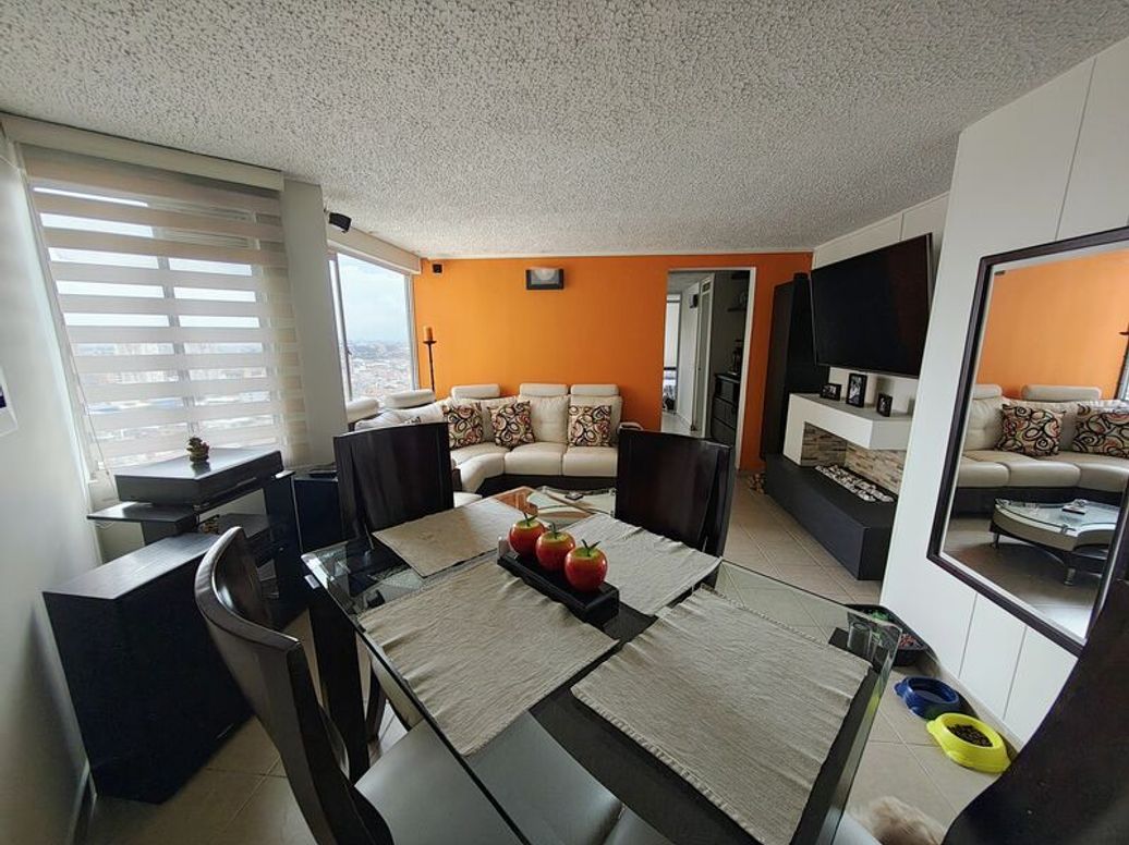 Apartamento de 3 alcobas en venta en Peñon Del Cortijo, Bogotá, 59 m² · foto 3 de 20