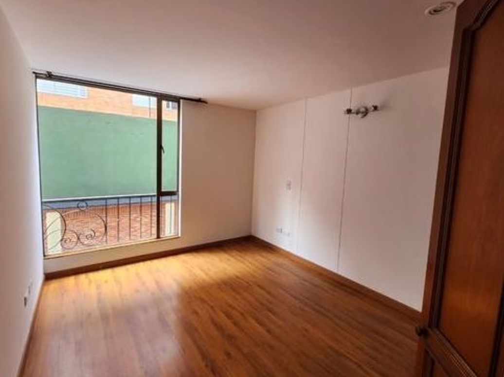 Apartamento de 3 alcobas en venta en Bella Suiza, Bogotá, 115 m² · foto 12 de 17