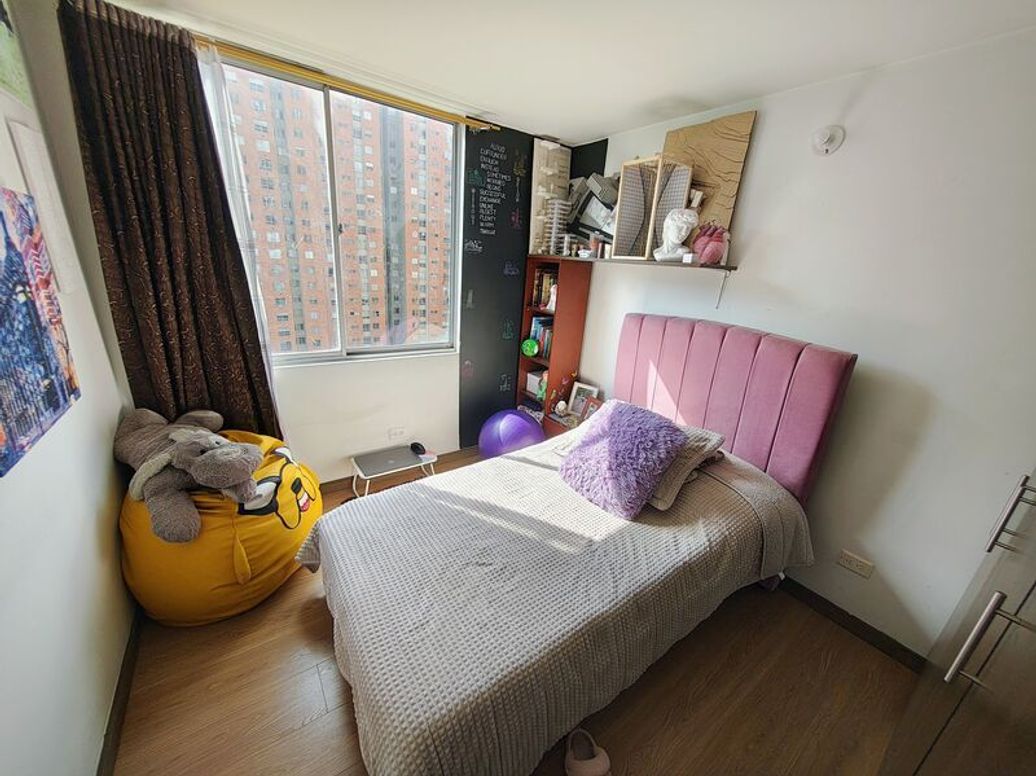 Apartamento de 3 alcobas en venta en Santa Catalina Et. Ii, Bogotá, 87 m² · foto 14 de 20