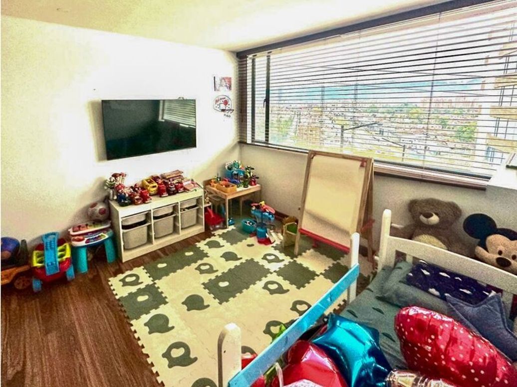 Apartamento de 3 alcobas en venta en Niza Norte, Bogotá, 155 m² · foto 16 de 19