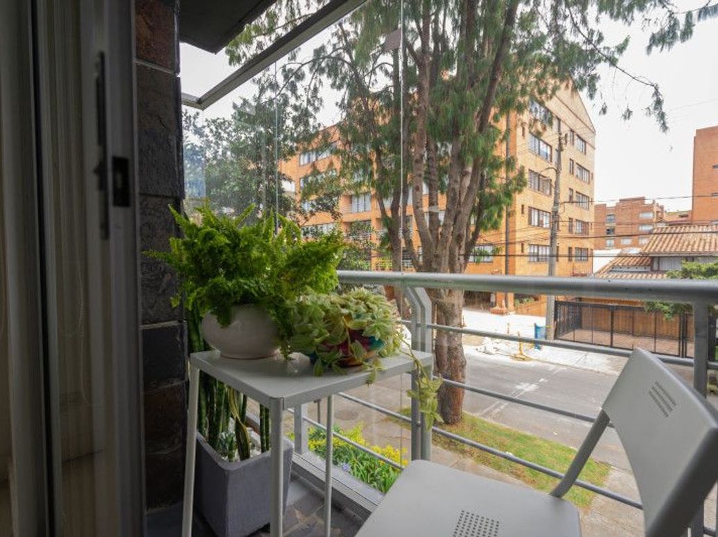 Apartamento de 2 alcobas en venta en Santa Barbara Occidental, Bogotá, 73 m² · foto 8 de 20