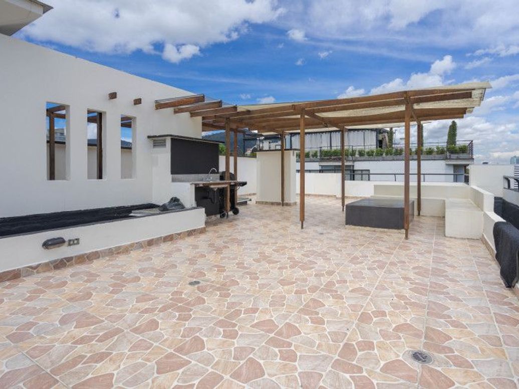 Apartamento de 2 alcobas en venta en Santa Barbara Occidental, Bogotá, 73 m² · foto 11 de 20