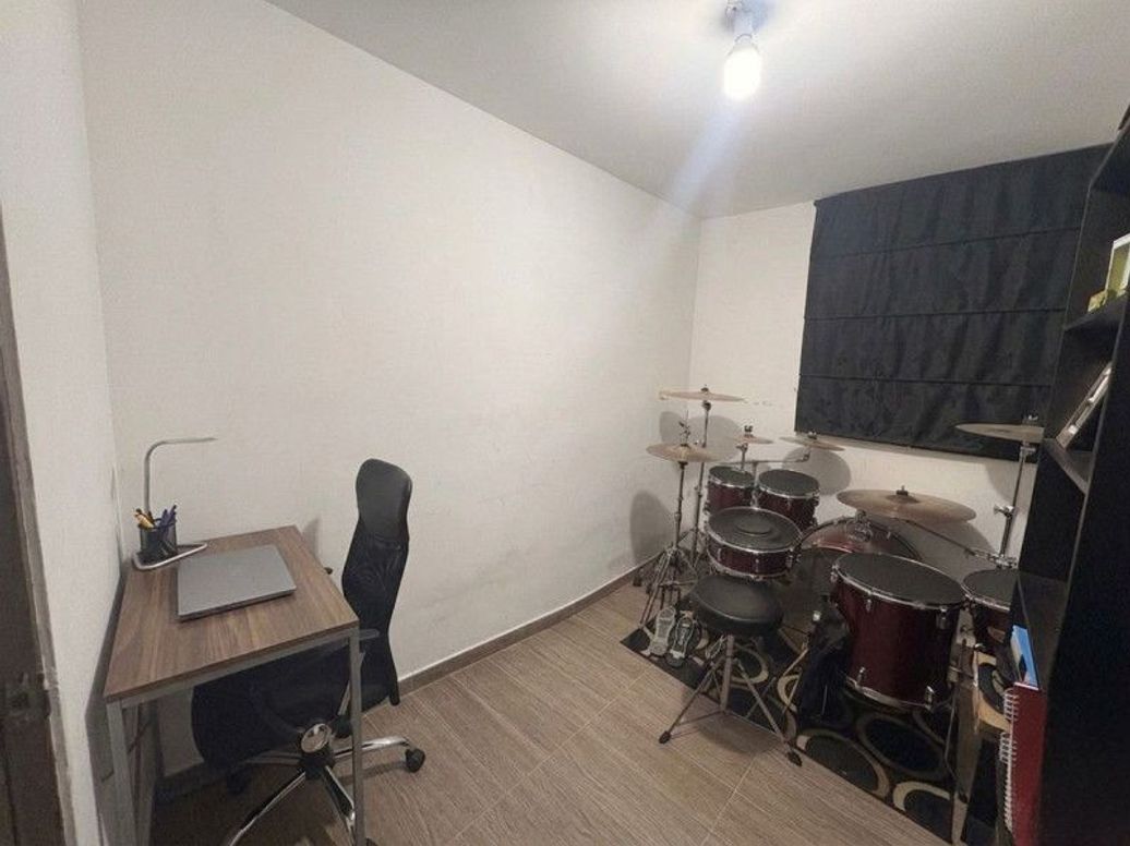 Apartamento de 3 alcobas en venta en La Aurora, Bogotá, 49 m² · foto 3 de 8