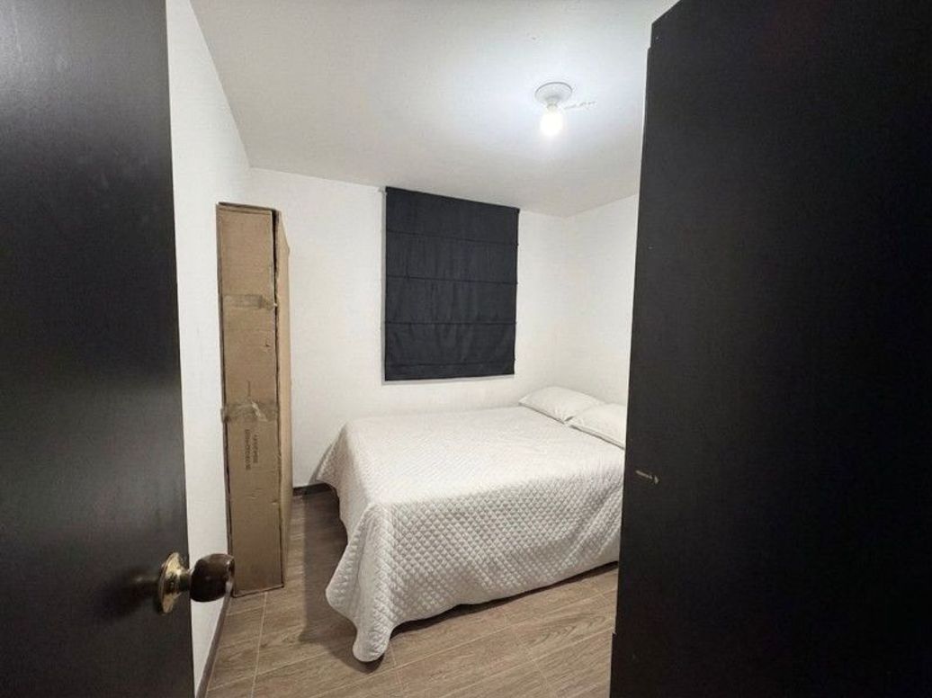 Apartamento de 3 alcobas en venta en La Aurora, Bogotá, 49 m² · foto 4 de 8