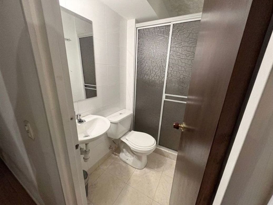 Apartamento de 3 alcobas en venta en La Aurora, Bogotá, 49 m² · foto 8 de 8