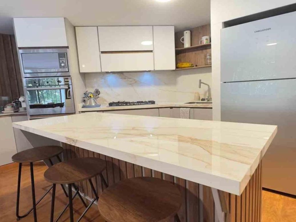 Apartamento de 1 alcoba en venta en San Patricio, Bogotá, 58 m² · foto 5 de 6