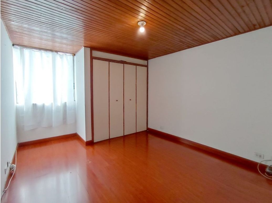 Apartamento de 2 alcobas en venta en Mirandela, Bogotá, 66 m² · foto 10 de 12