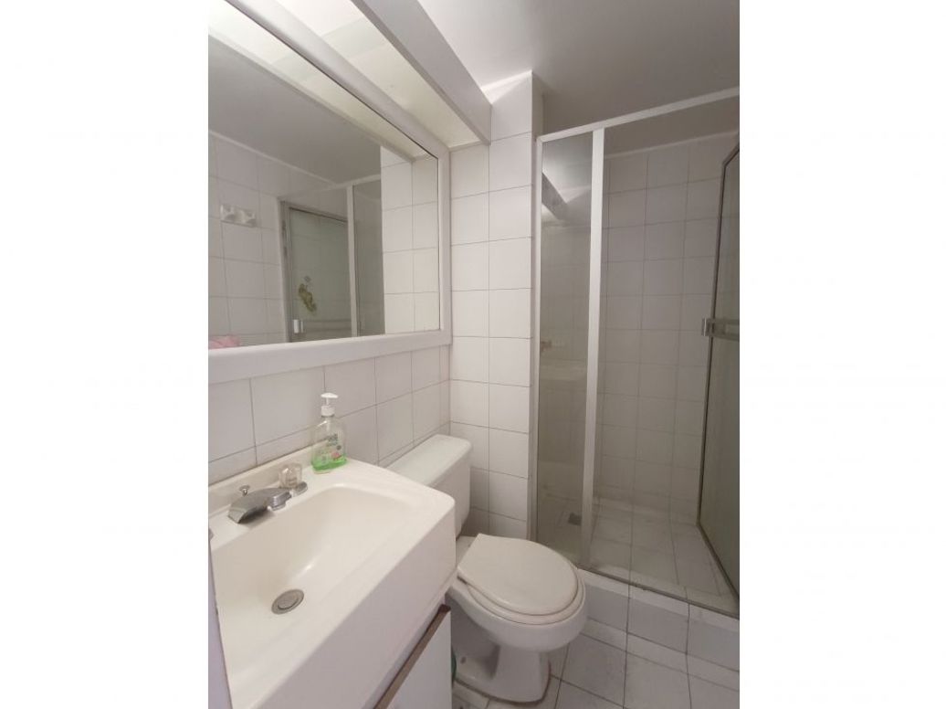 Apartamento de 2 alcobas en venta en Mirandela, Bogotá, 66 m² · foto 7 de 12