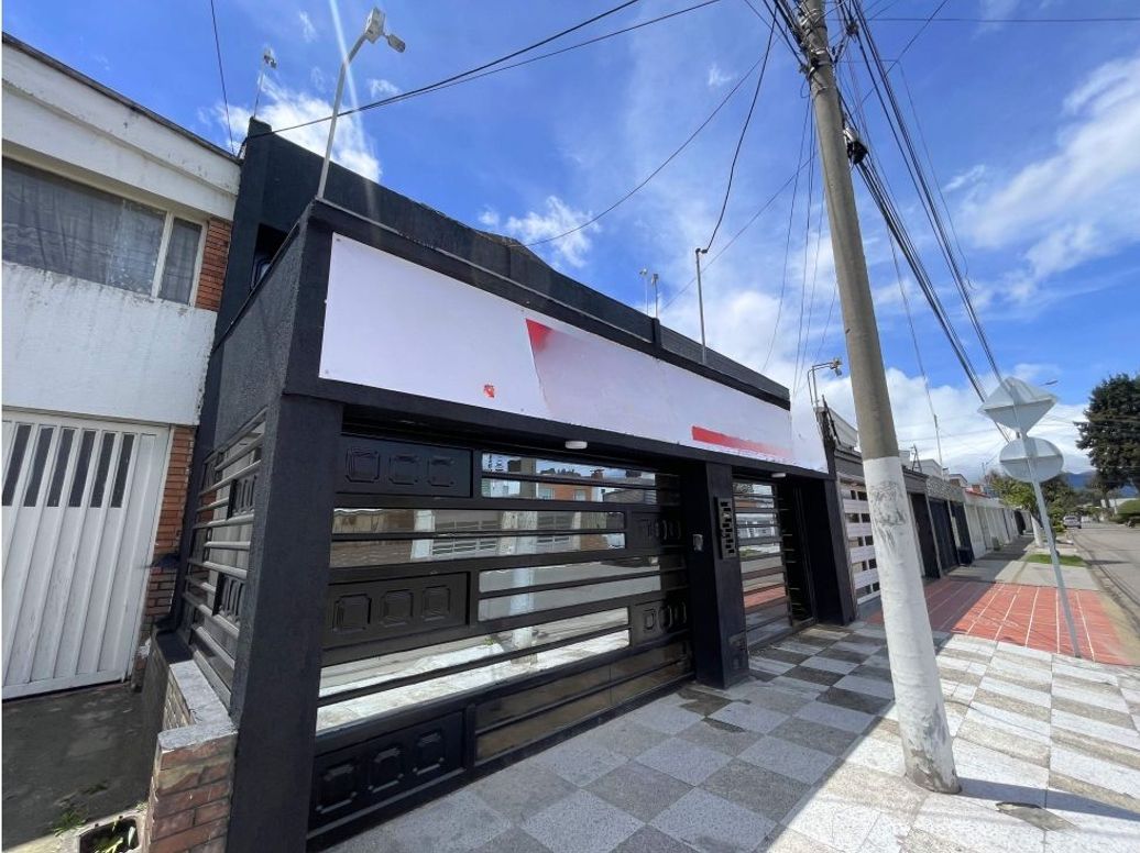 Casa de 4 alcobas en venta en Modelia, Bogotá, 320 m² · foto 4 de 20
