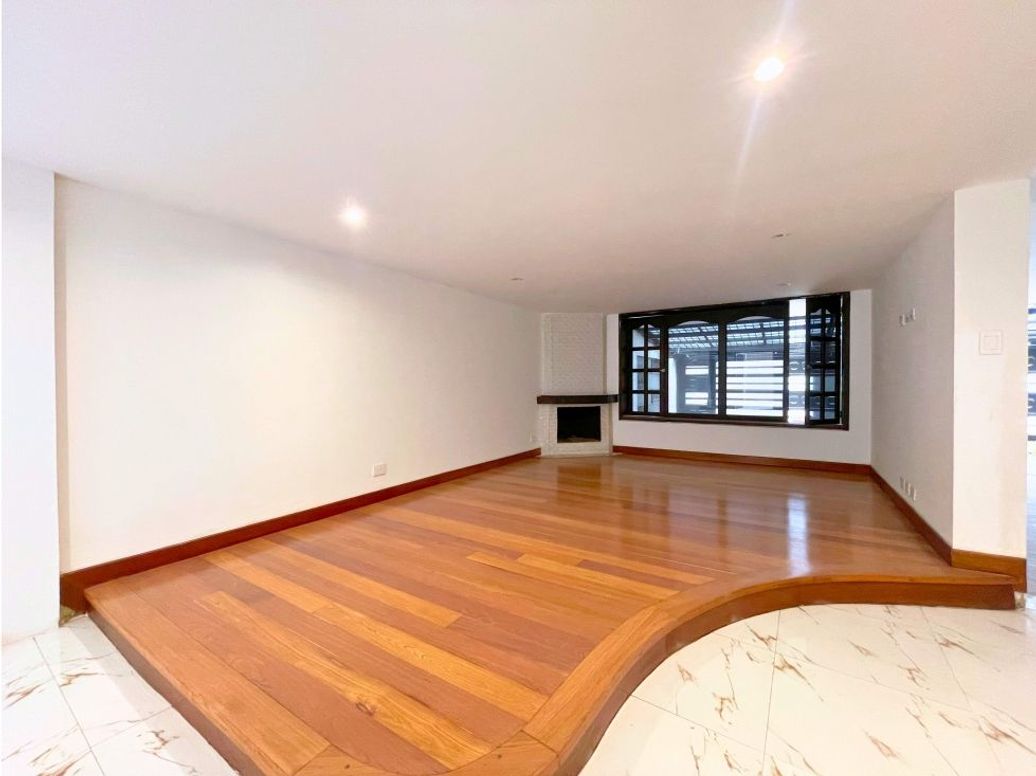 Casa de 4 alcobas en venta en Modelia, Bogotá, 320 m² · foto 6 de 20