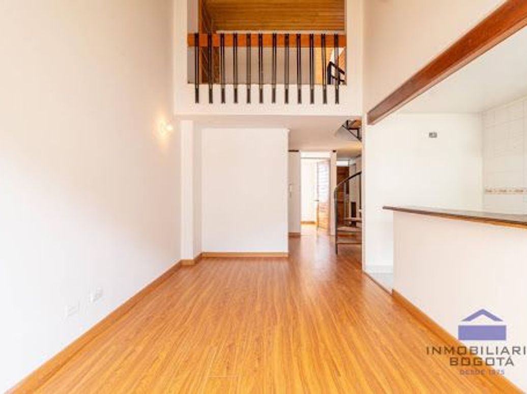 Apartamento de 2 alcobas en venta en Pardo Rubio, Bogotá, 76 m² · foto 6 de 20