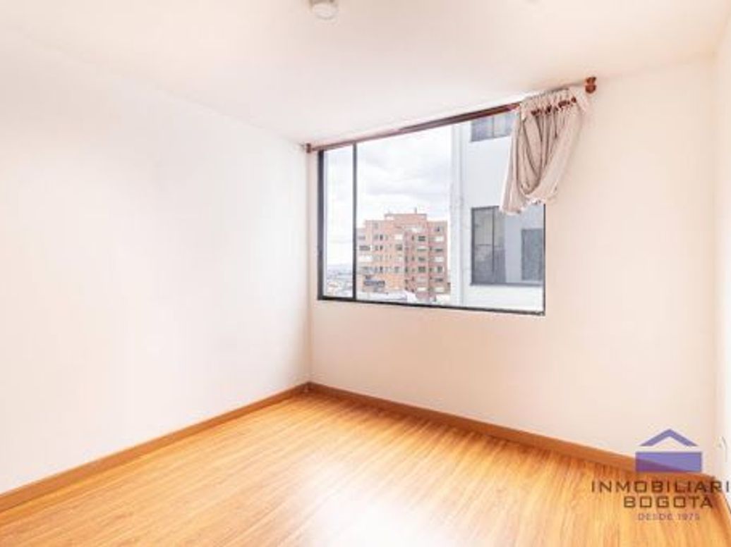 Apartamento de 2 alcobas en venta en Pardo Rubio, Bogotá, 76 m² · foto 10 de 20