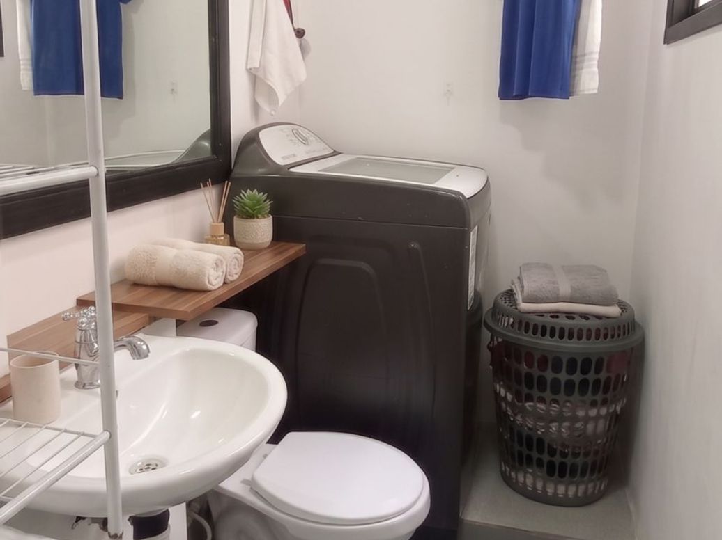 Apartaestudio en venta en La Catedral, Bogotá, 33 m² · foto 7 de 10