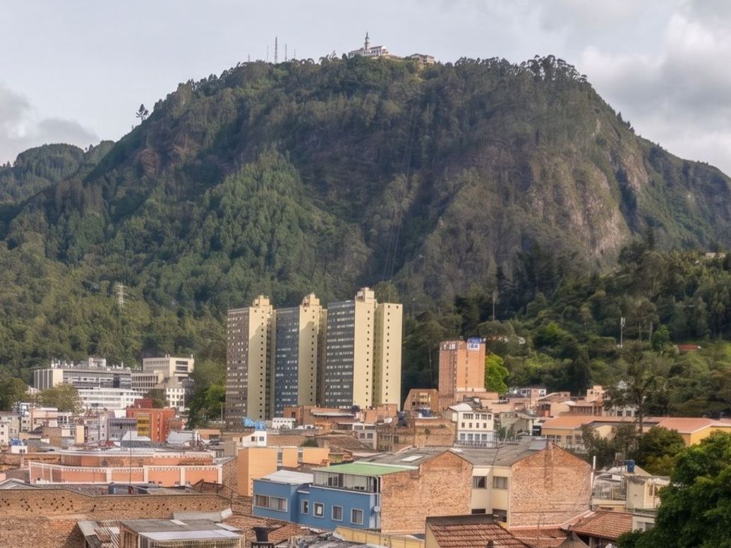 Apartaestudio en venta en La Catedral, Bogotá, 33 m² · foto 9 de 10