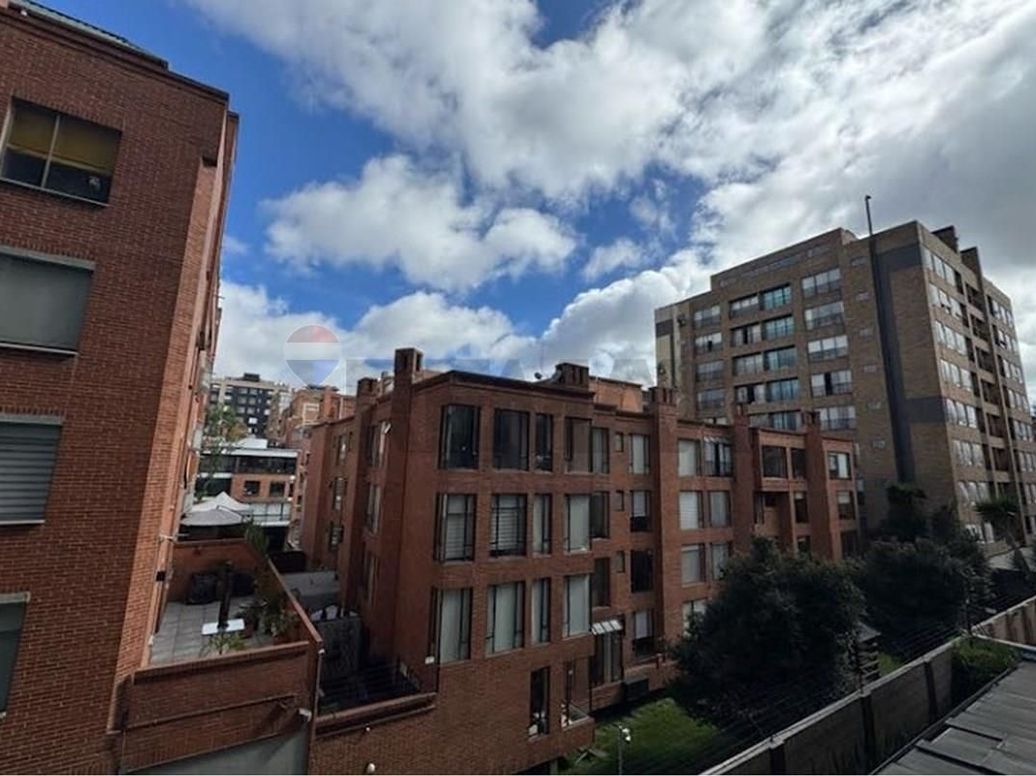 Apartaestudio en venta en Chicó Norte, Bogotá, 65 m² · foto 14 de 19