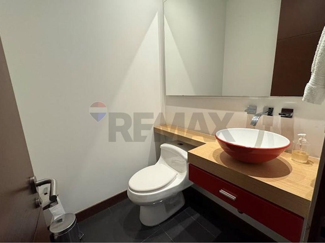 Apartaestudio en venta en Chicó Norte, Bogotá, 65 m² · foto 9 de 19