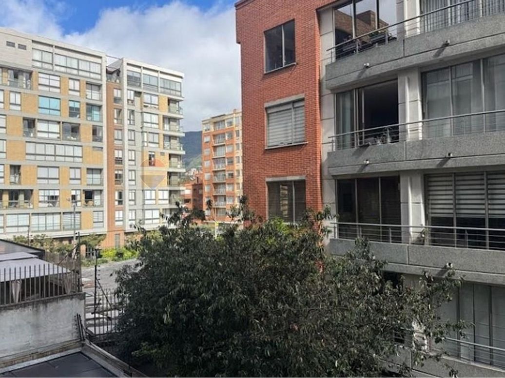 Apartaestudio en venta en Chicó Norte, Bogotá, 65 m² · foto 13 de 19