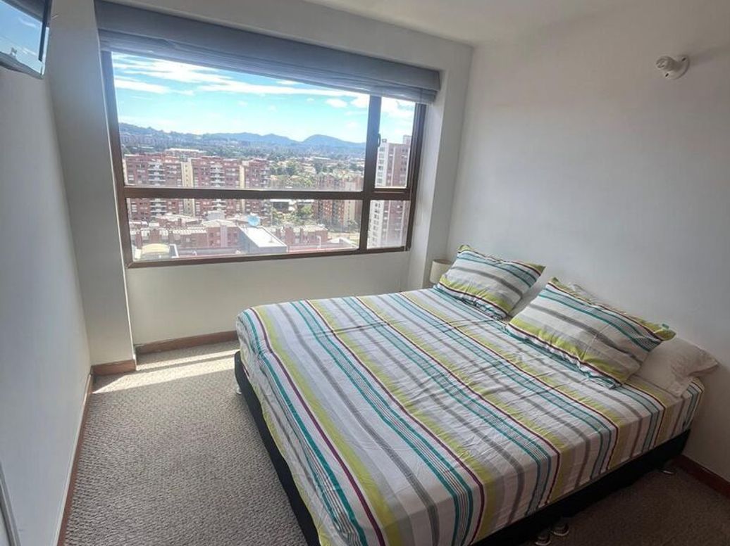 Apartamento de 4 alcobas en venta en Parques De Lorena, Bogotá, 180 m² · foto 10 de 20