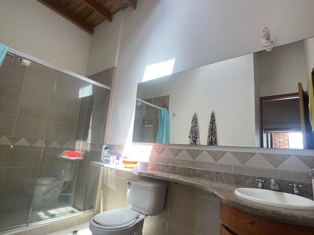 Apartamento de 4 alcobas en venta en Parques De Lorena, Bogotá, 180 m² · foto 4 de 20