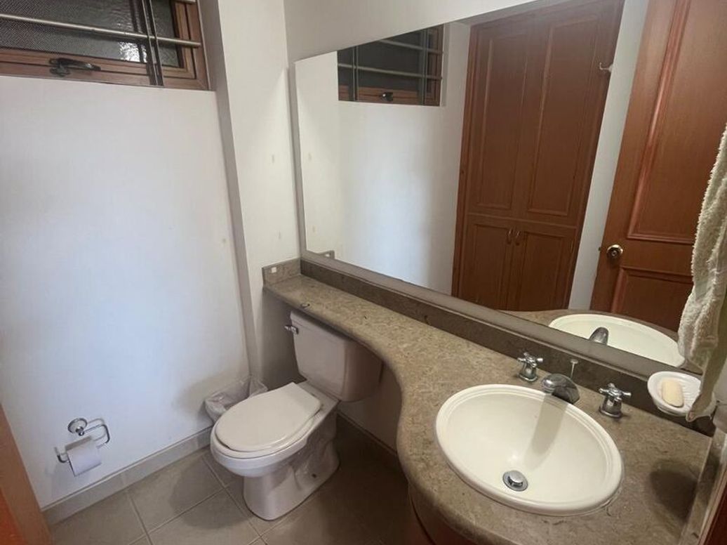 Apartamento de 4 alcobas en venta en Parques De Lorena, Bogotá, 180 m² · foto 14 de 20