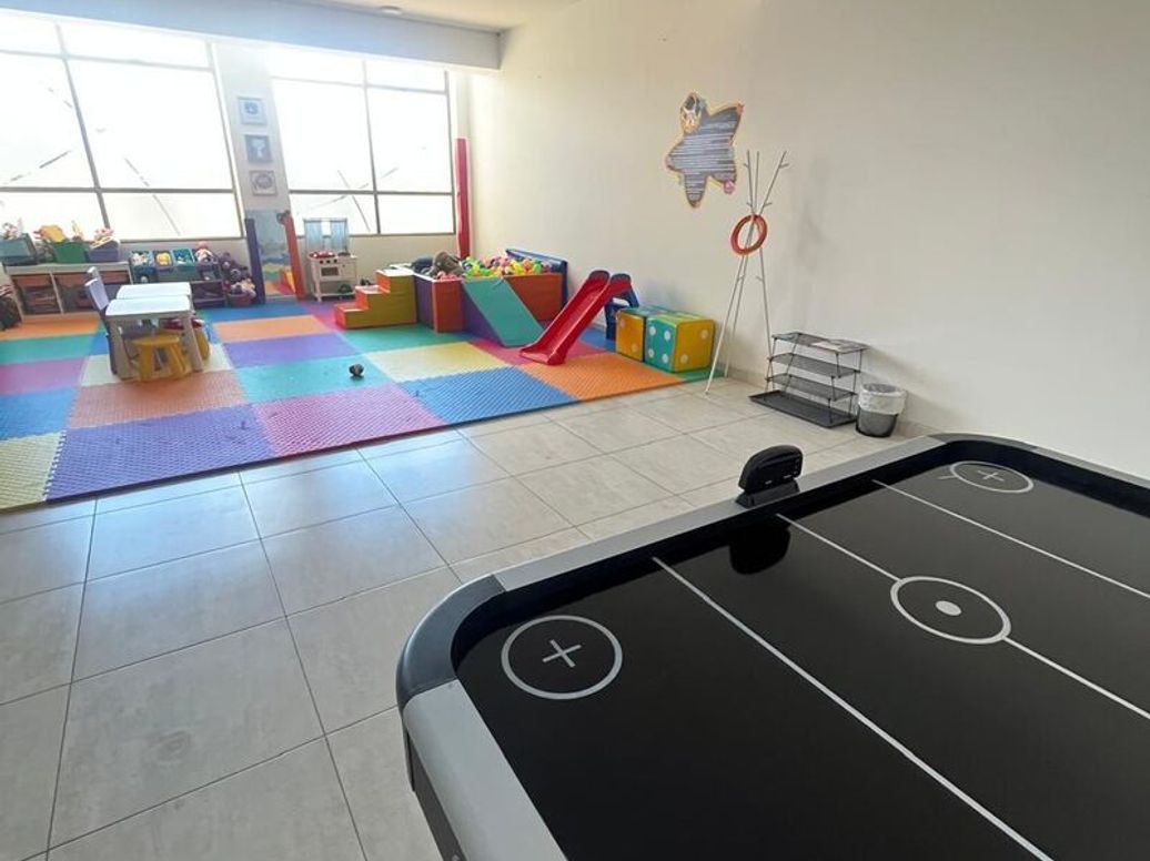 Apartamento de 4 alcobas en venta en Parques De Lorena, Bogotá, 180 m² · foto 19 de 20