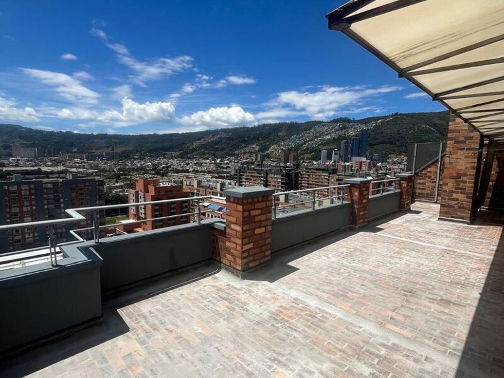 Apartamento de 4 alcobas en venta en Parques De Lorena, Bogotá, 180 m² · foto 2 de 20