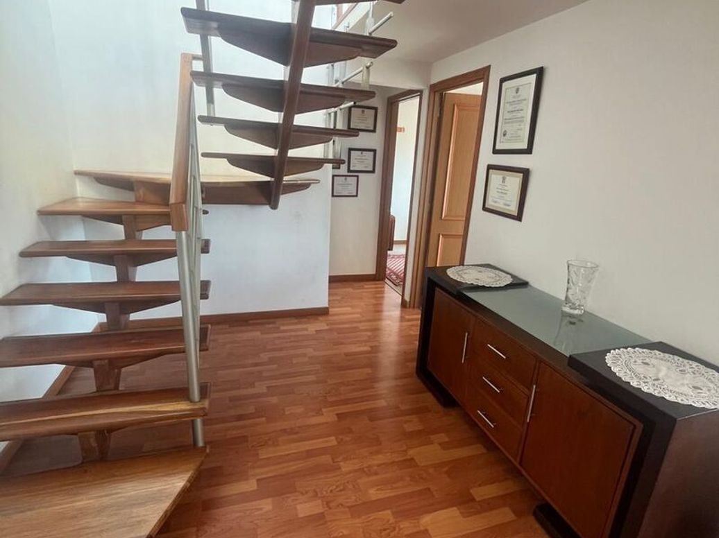 Apartamento de 4 alcobas en venta en Parques De Lorena, Bogotá, 180 m² · foto 8 de 20