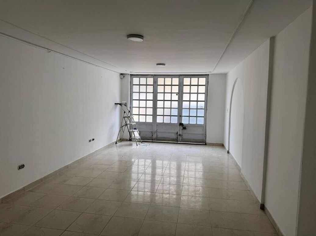 Casa de 8 alcobas en venta en Villa Claudia Et. Ii, Bogotá, 412 m² · foto 18 de 20