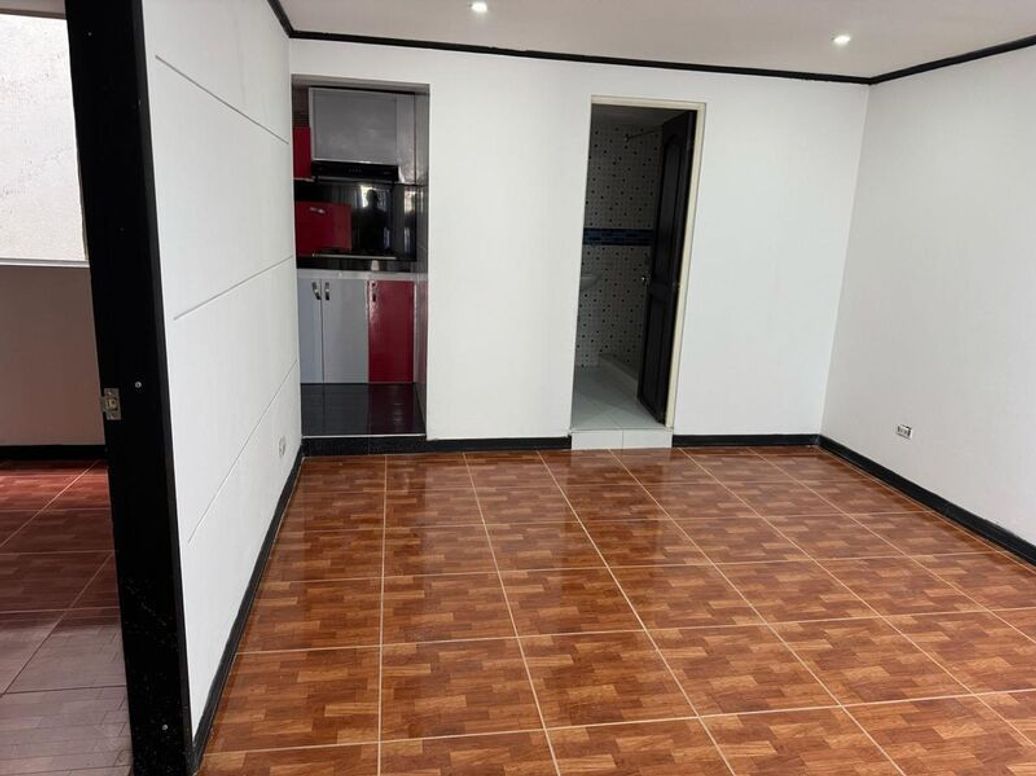 Casa de 8 alcobas en venta en Villa Claudia Et. Ii, Bogotá, 412 m² · foto 6 de 20