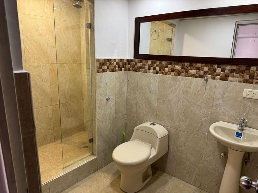 Casa de 8 alcobas en venta en Villa Claudia Et. Ii, Bogotá, 412 m² · foto 4 de 20