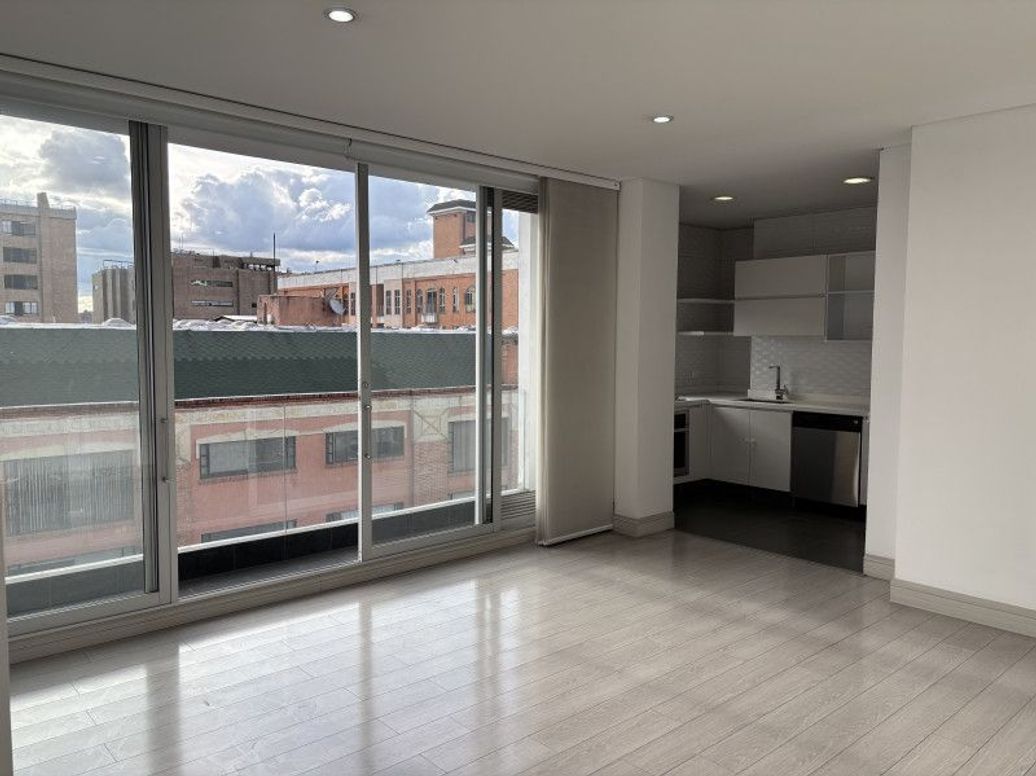 Apartamento de 2 alcobas en venta en Chicó Norte, Bogotá, 85 m² · foto 2 de 20