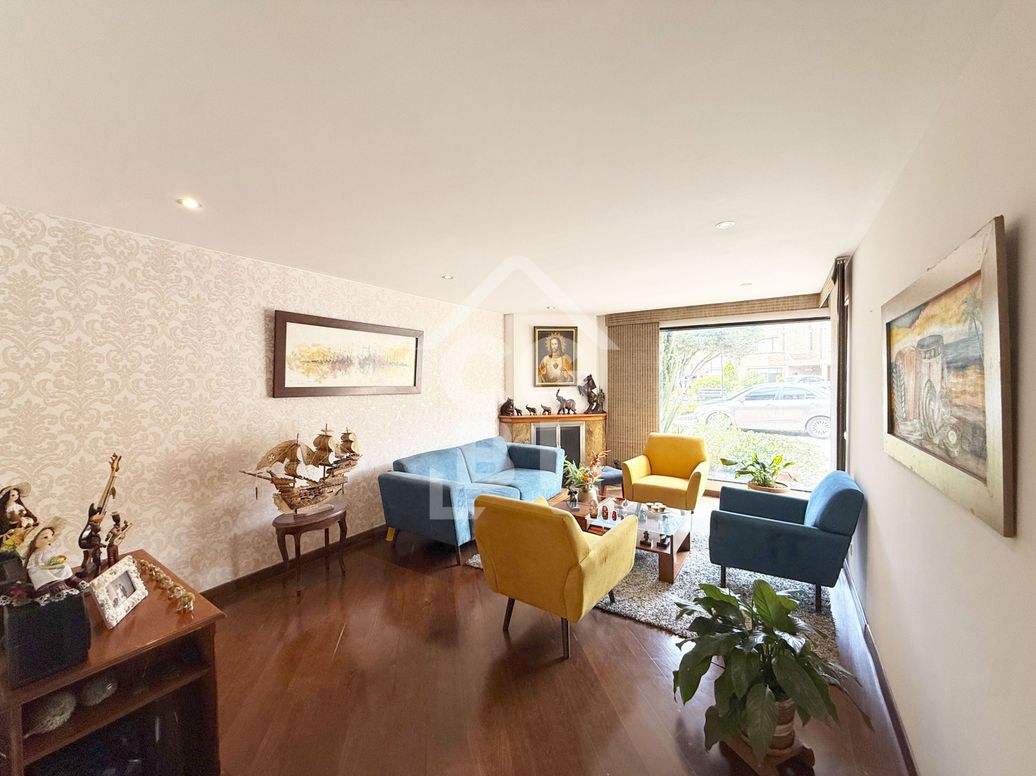 Casa de 3 alcobas en venta en Iberia, Bogotá, 192 m² · foto 2 de 20