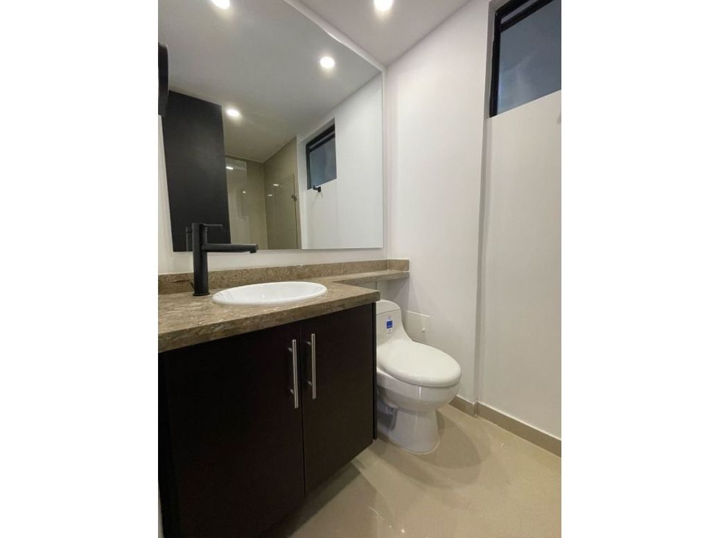 Apartamento de 1 alcoba en venta en Alhambra, Bogotá, 65 m² · foto 9 de 17