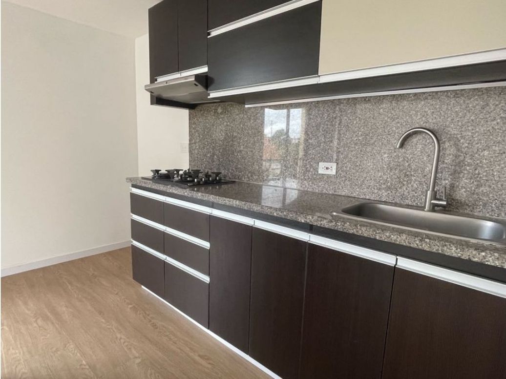 Apartamento de 1 alcoba en venta en Alhambra, Bogotá, 65 m² · foto 14 de 17