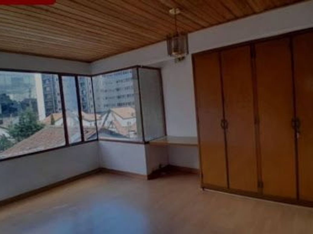 Apartamento de 3 alcobas en venta en El Nogal, Bogotá, 97 m² · foto 2 de 11