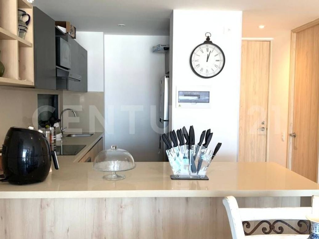 Apartamento de 2 alcobas en arriendo en Quinta Camacho, Bogotá, 75 m² · foto 6 de 14