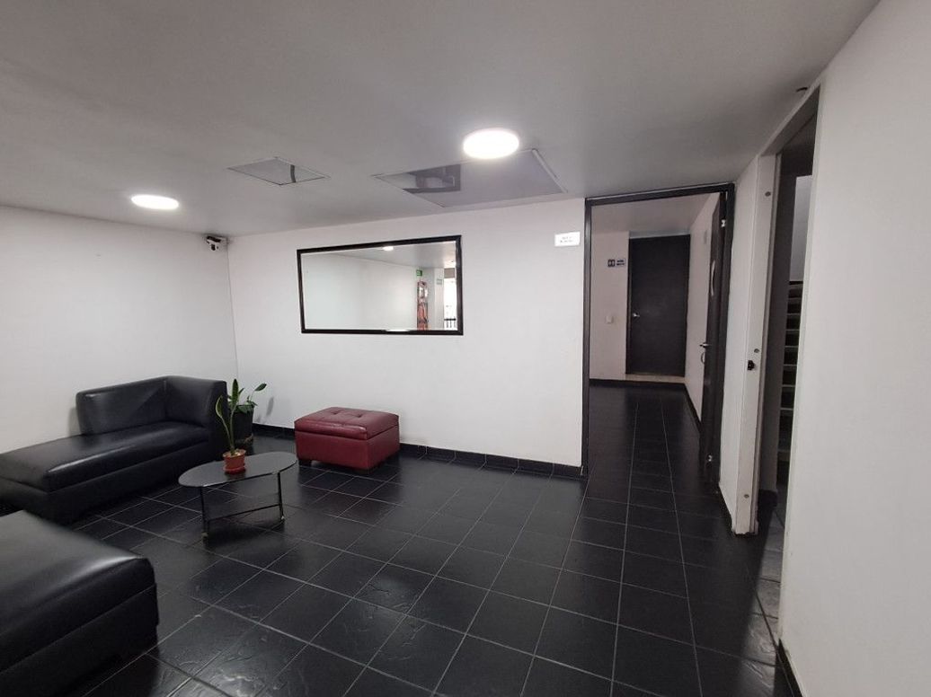 Apartaestudio en venta en Chapinero Sur Occidental, Bogotá, 28 m² · foto 7 de 13