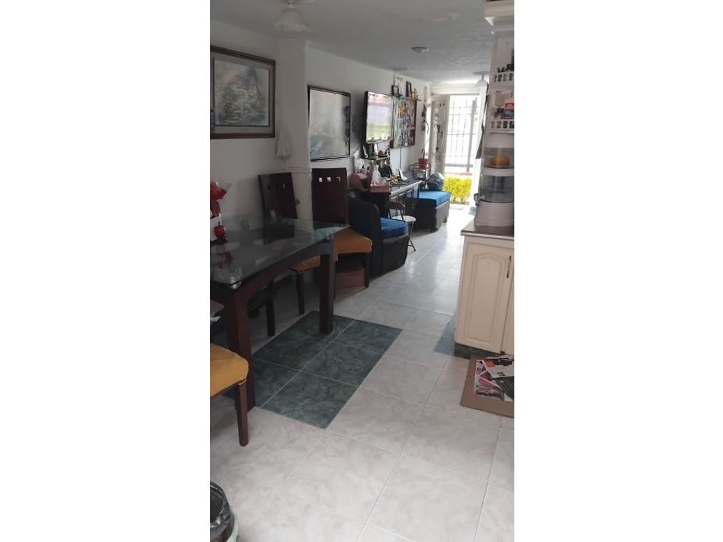 Casa de 4 alcobas en venta en Bavaria, Bogotá, 72 m² · foto 3 de 14