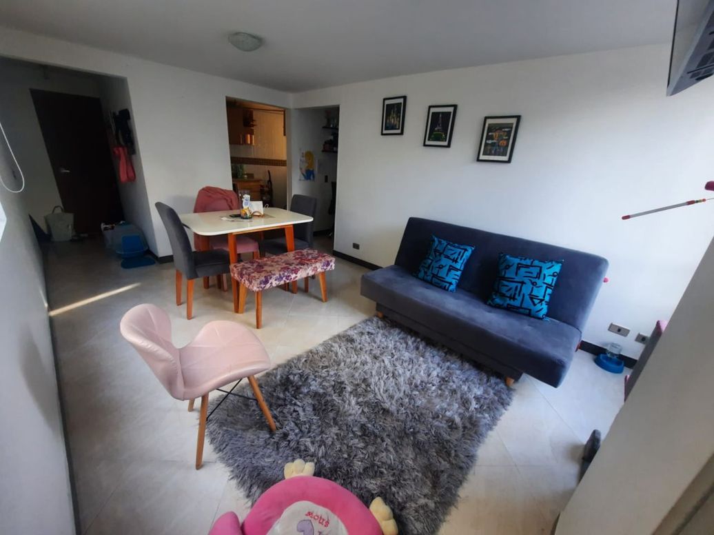 Apartamento de 2 alcobas en venta en Villa Claudia, Bogotá, 50 m² · foto 2 de 14