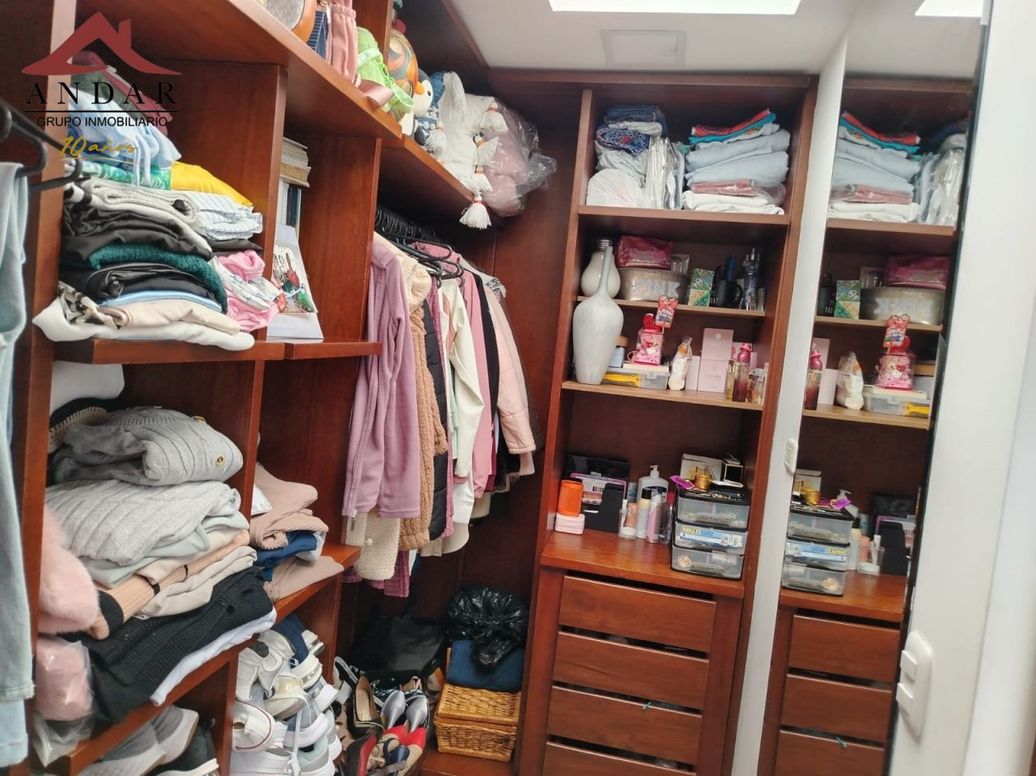 Casa de 3 alcobas en venta en San Antonio, Bogotá, 138 m² · foto 10 de 18