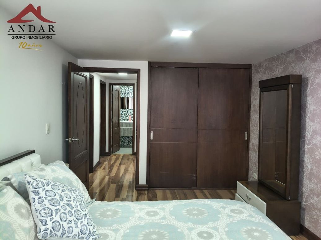 Casa de 3 alcobas en venta en San Antonio, Bogotá, 138 m² · foto 5 de 18