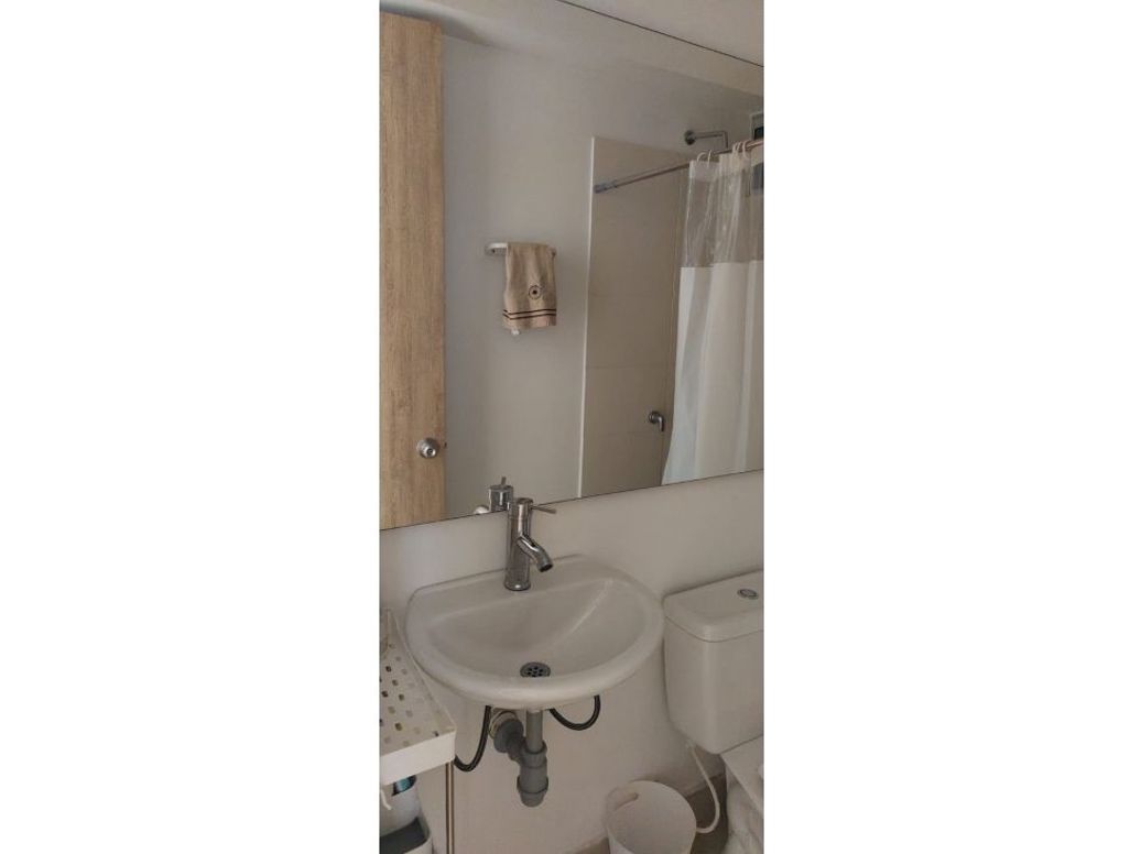 Apartamento de 2 alcobas en venta en Cjr Tulipan, Bogotá, 47 m² · foto 5 de 11