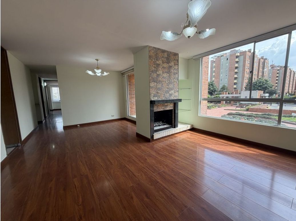 Apartamento de 3 alcobas en venta en Portales Del Norte, Bogotá, 106 m² · foto 5 de 18