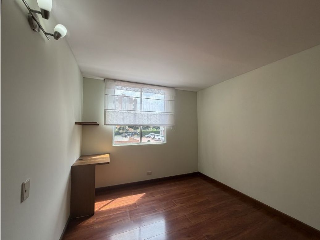 Apartamento de 3 alcobas en venta en Portales Del Norte, Bogotá, 106 m² · foto 8 de 18