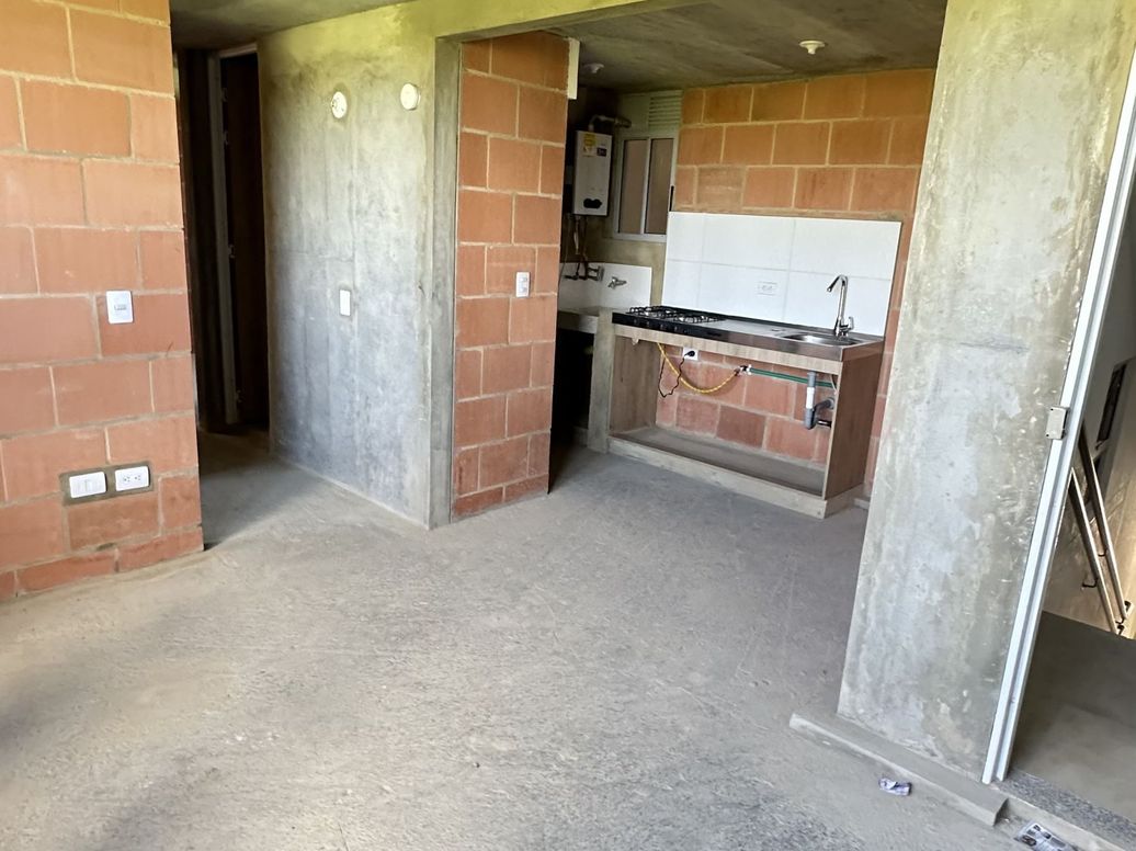 Apartamento de 2 alcobas en venta en Casa Blanca, Bogotá, 42 m² · foto 8 de 9