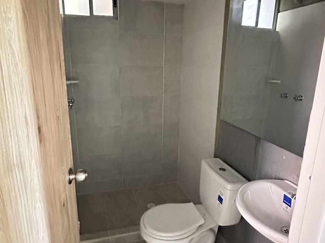Apartamento de 2 alcobas en venta en Casa Blanca, Bogotá, 42 m² · foto 5 de 9