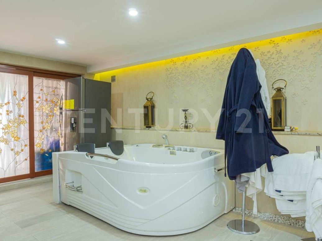 Casa de 6 alcobas en venta en Bosque Medina, Bogotá, 830 m² · foto 11 de 20