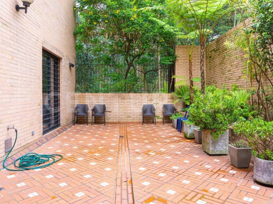 Casa de 6 alcobas en venta en Bosque Medina, Bogotá, 830 m² · foto 18 de 20